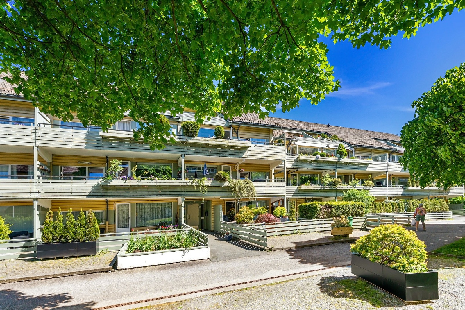 Meget sentralt, men samtidig et rolig og veletablert nabolag. Galleribilde