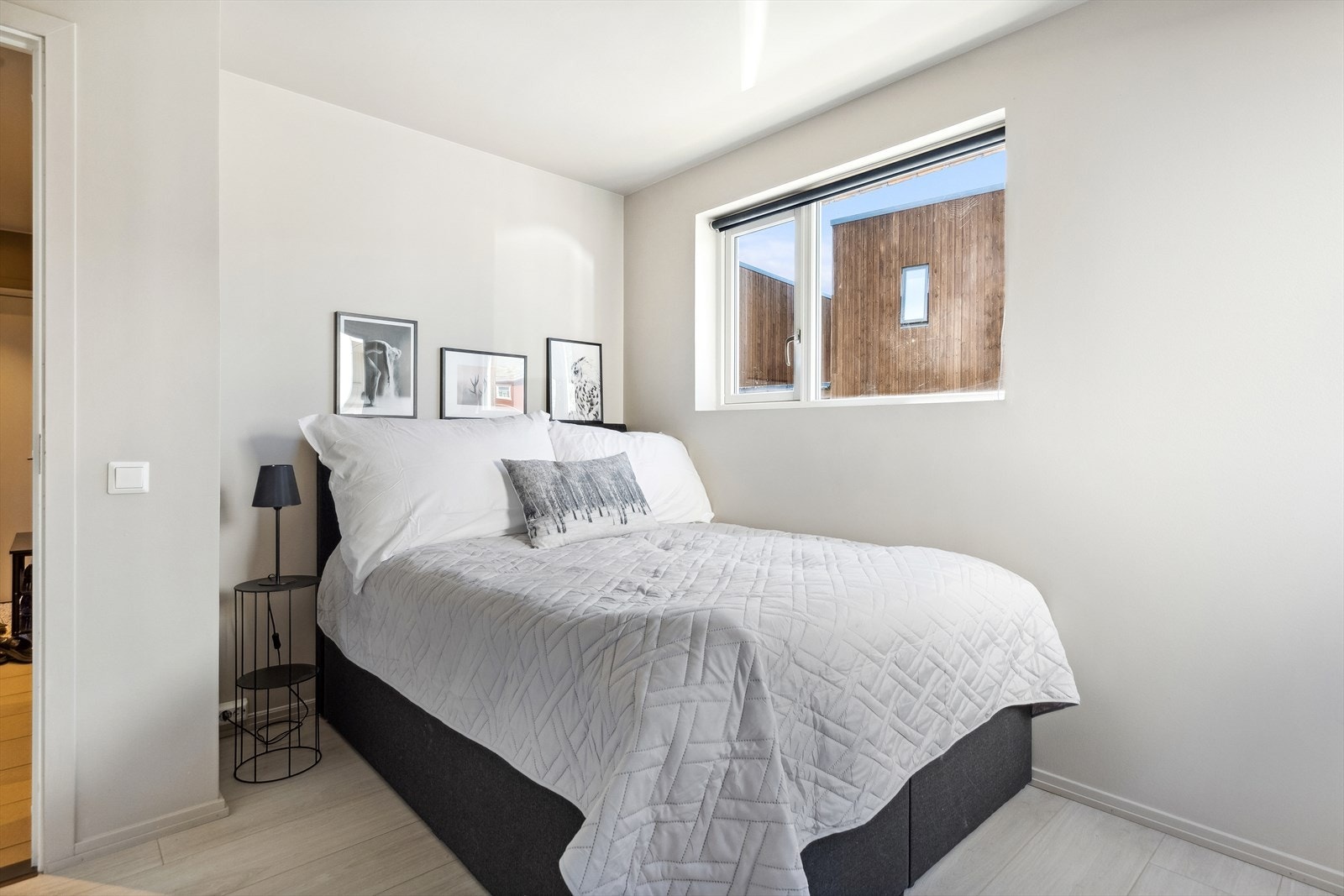 Boligen har to pene soverom - ett på ca. 11 kvm og ett på ca. 9,5 kvm. Galleribilde