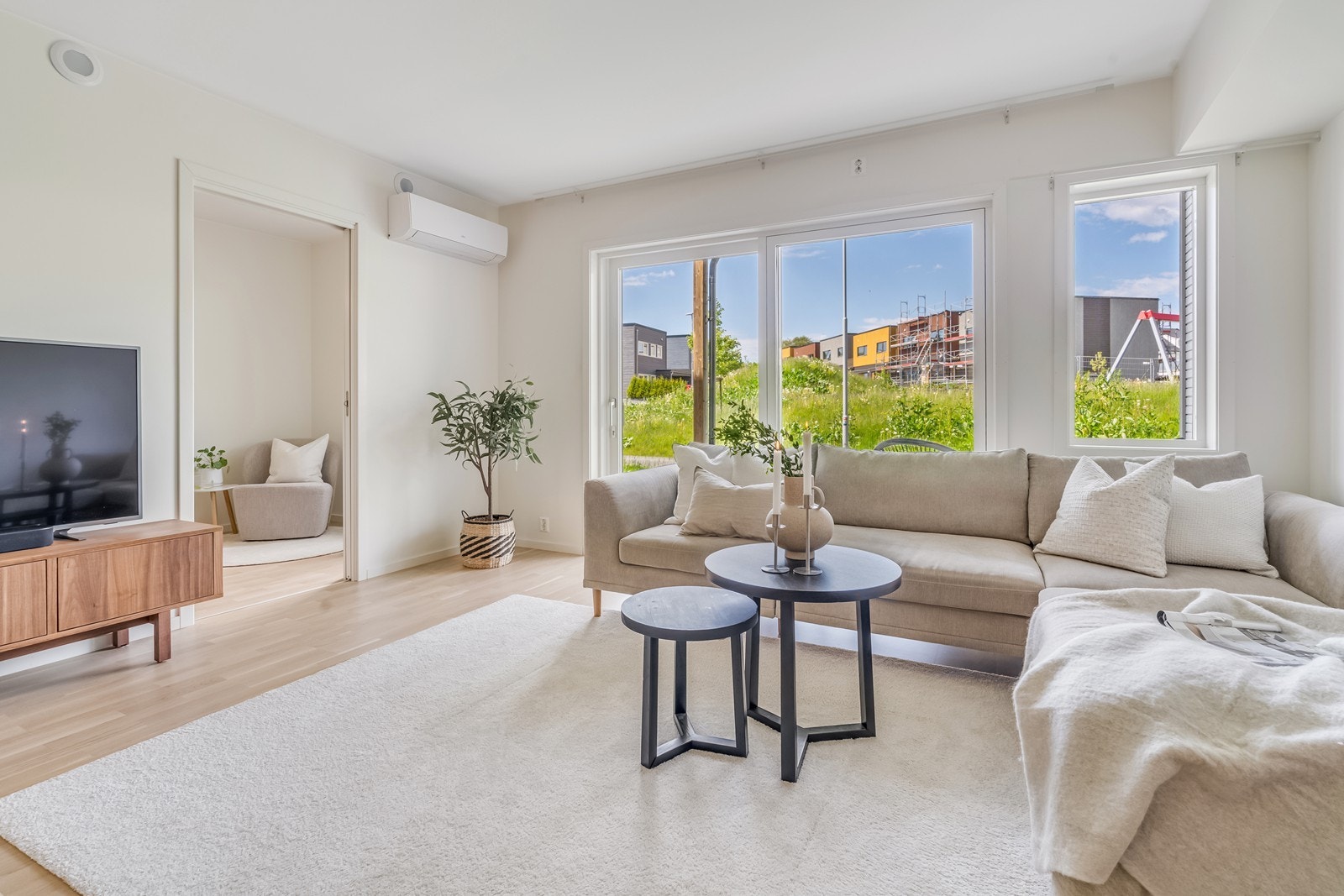 Velkommen til Emma Karlsens gate 23 - Presentert av Joakim Steine v/Eiendomsmegler A! Galleribilde