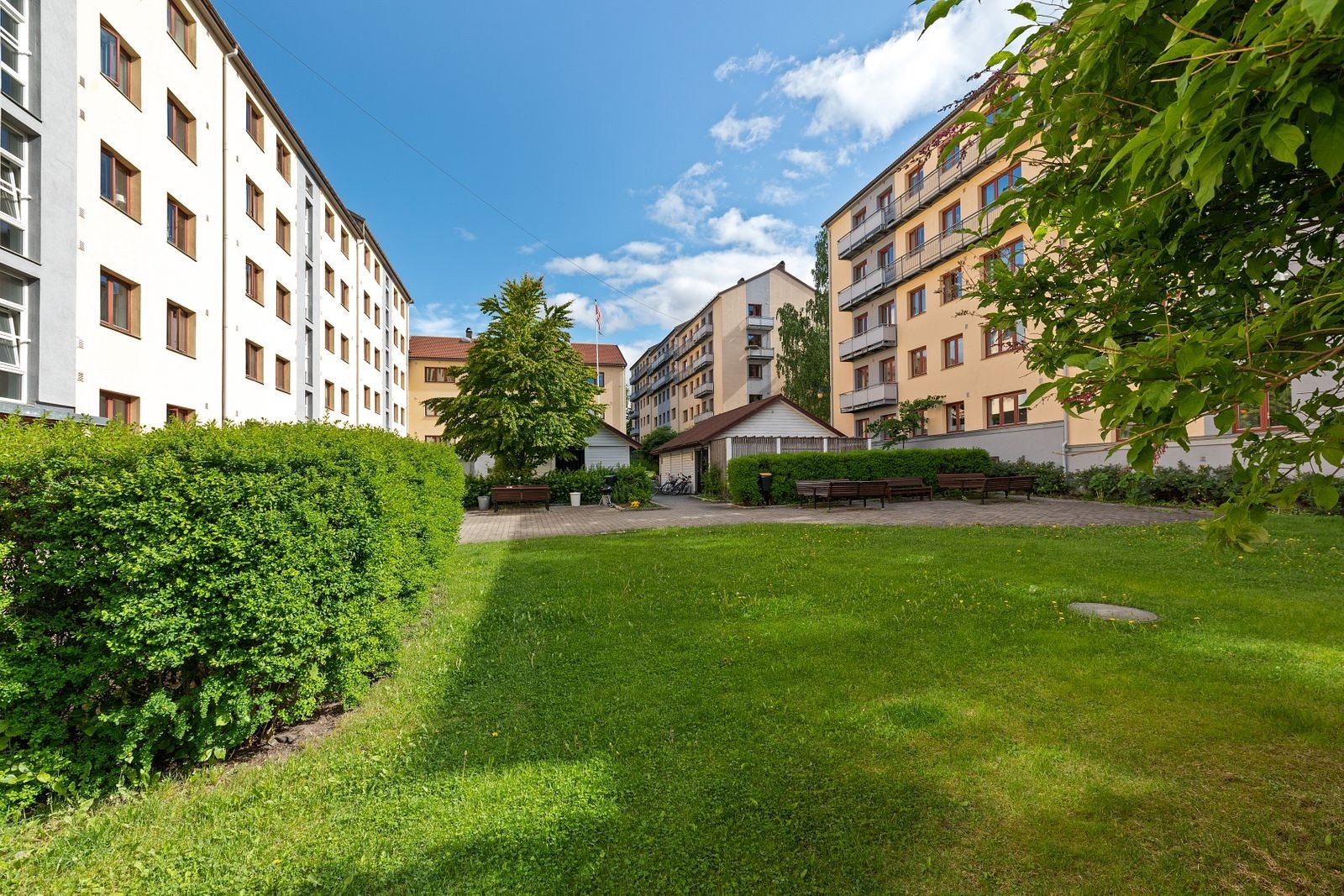 Perfekt for deg som vil bo sentralt, men tilbaketrukket. Galleribilde