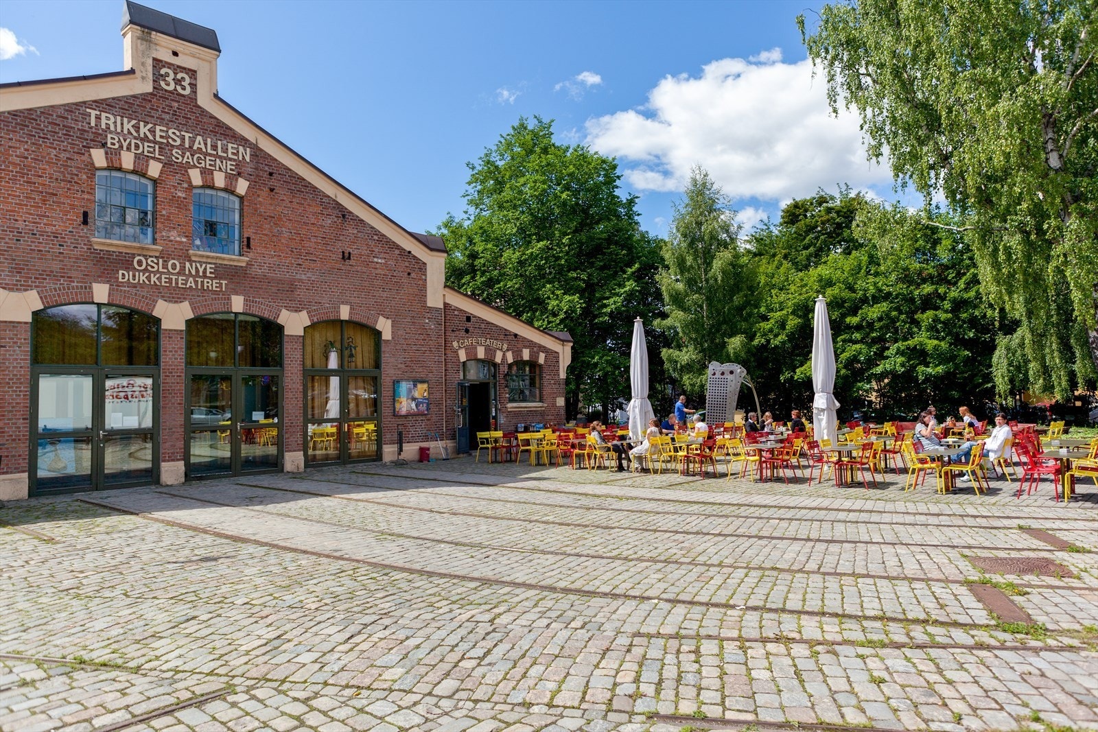 Populære uteserveringene Trikkestallen Galleribilde