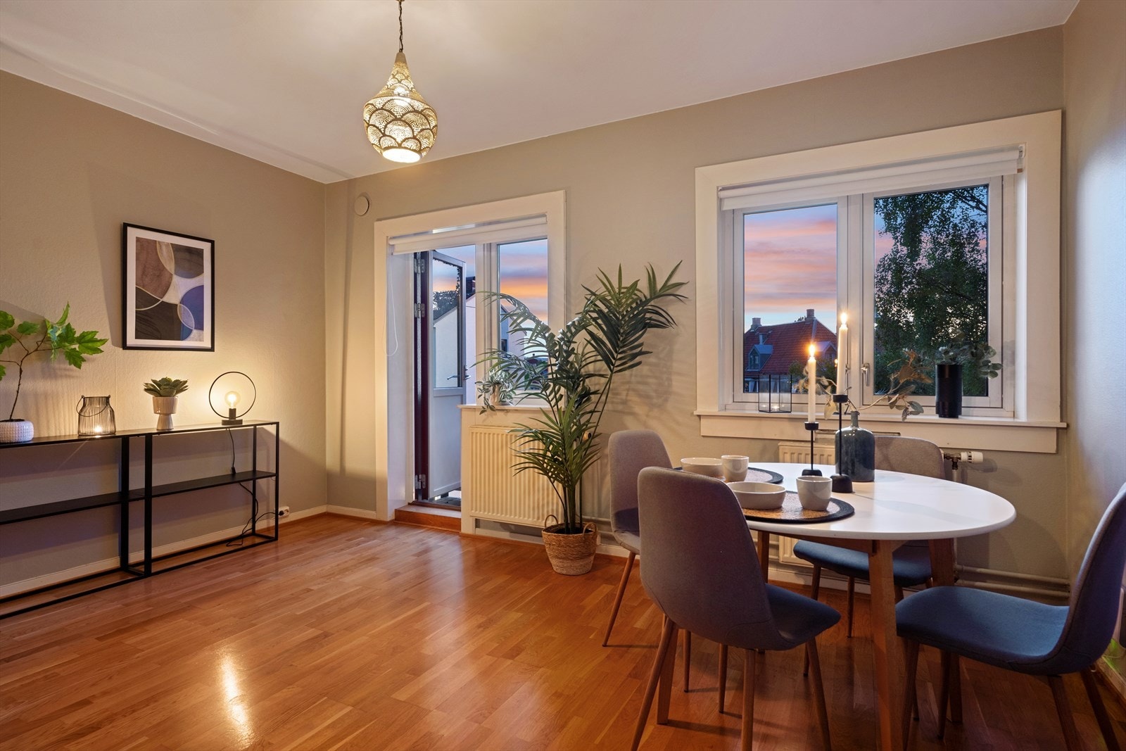 Kveldsstemning. Galleribilde