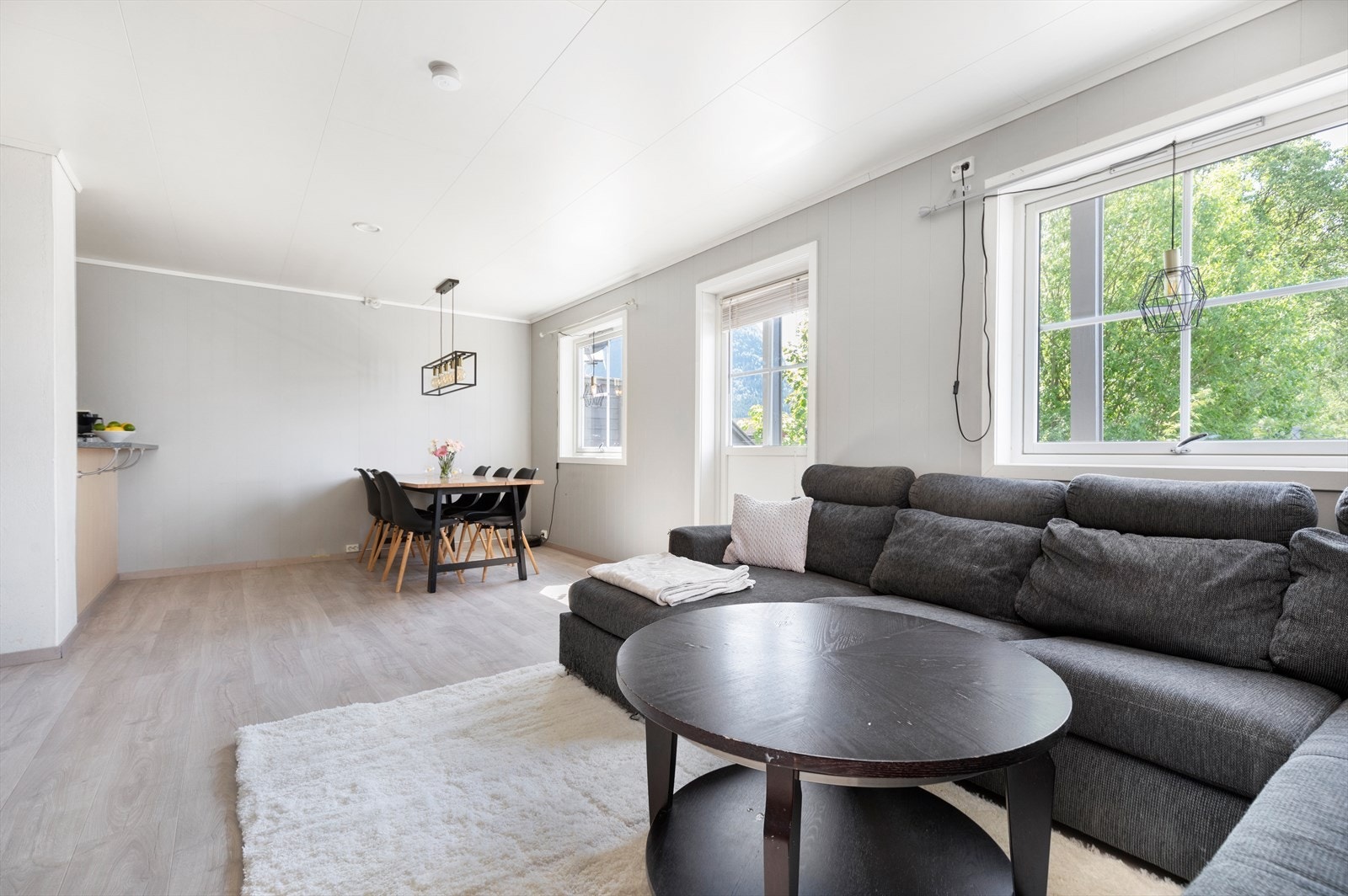 Her er det også plass til spisebord Galleribilde