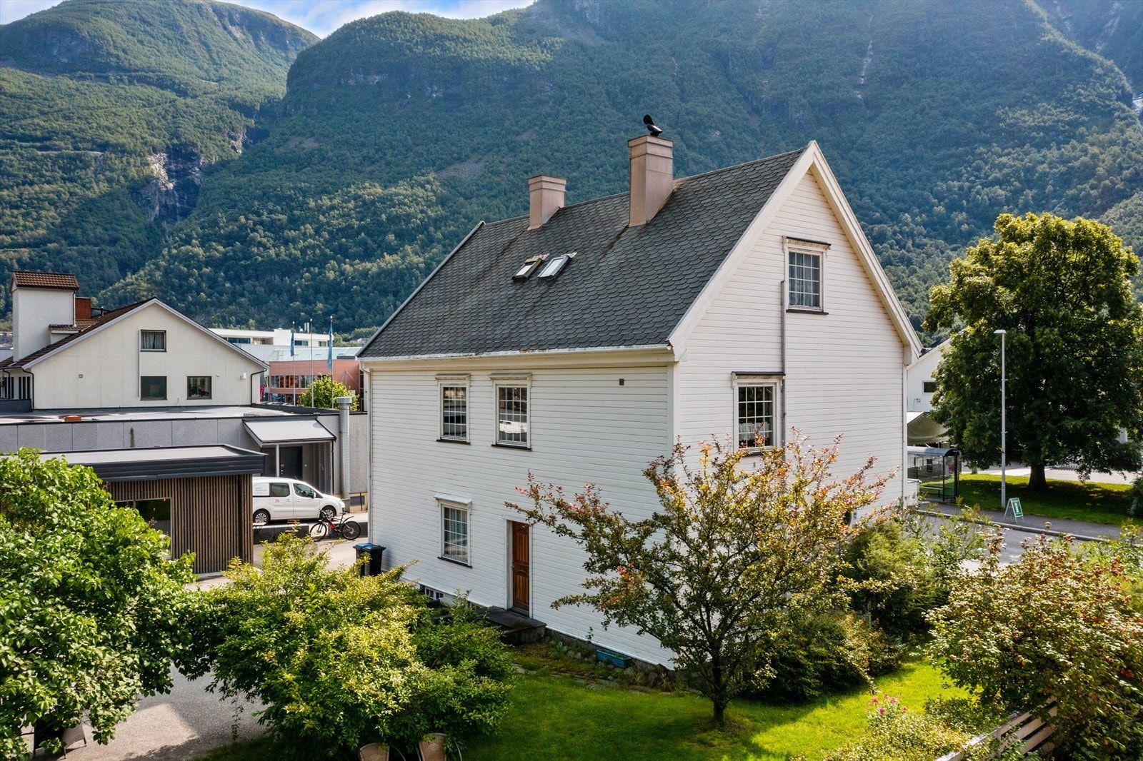 Eigedom midt i sentrum med mykje potensiale! Galleribilde