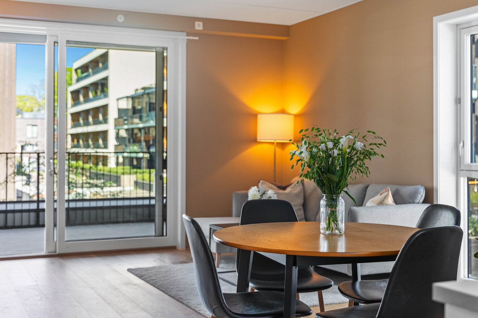 EiendomsMegler 1 ved Sigbjørn Vestå har gleden av å presentere Håkon Magnussons gate 36! Galleribilde