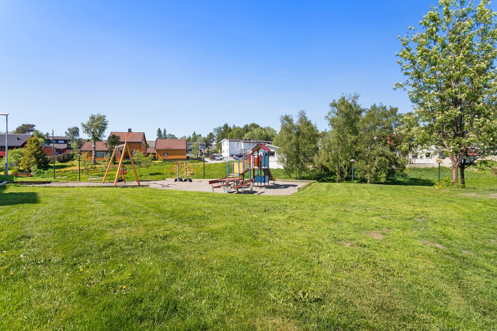 Godt med oppbevaringsplass i leilighetens tilhørende bodareal. Galleribilde