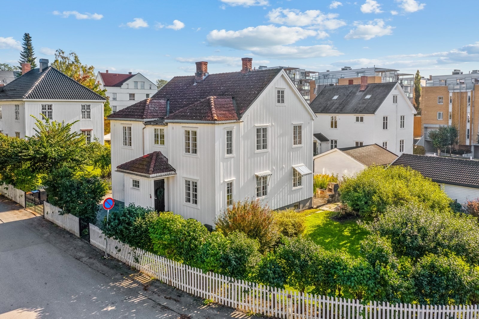 Horns gate 1 presenteres av Glenn Kristen Strand og Helge Hågensen v/DNB Eiendom. Galleribilde