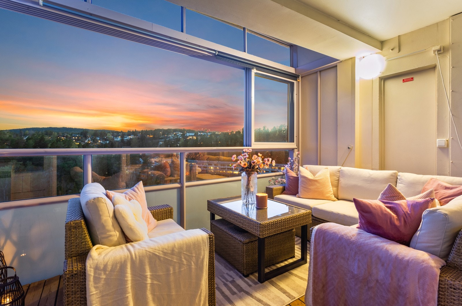 Tilbake til den herlige balkongen og flotte utsiktsforhold! Galleribilde