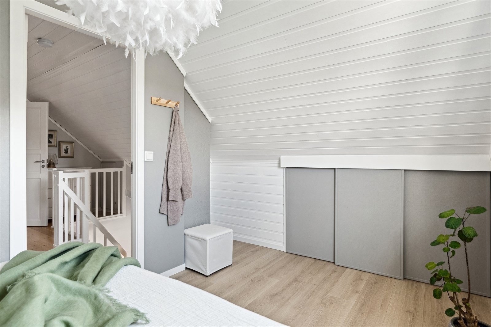 Det er gode muligheter for lagring både i knevegger og i utvendig bod. Galleribilde