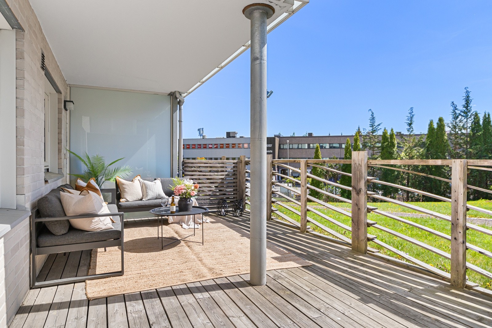 Privatmegleren presenterer Ammerudveien 27E Galleribilde