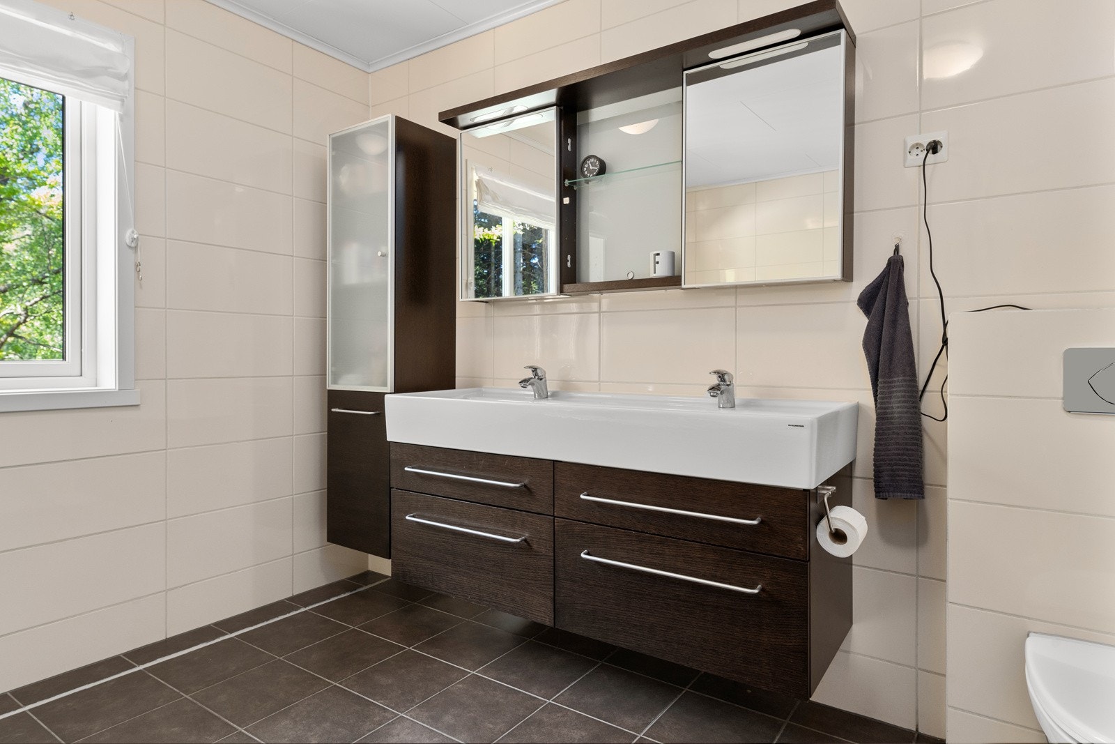 Med dobbel vask får man følelsen av det lille ekstra. Galleribilde