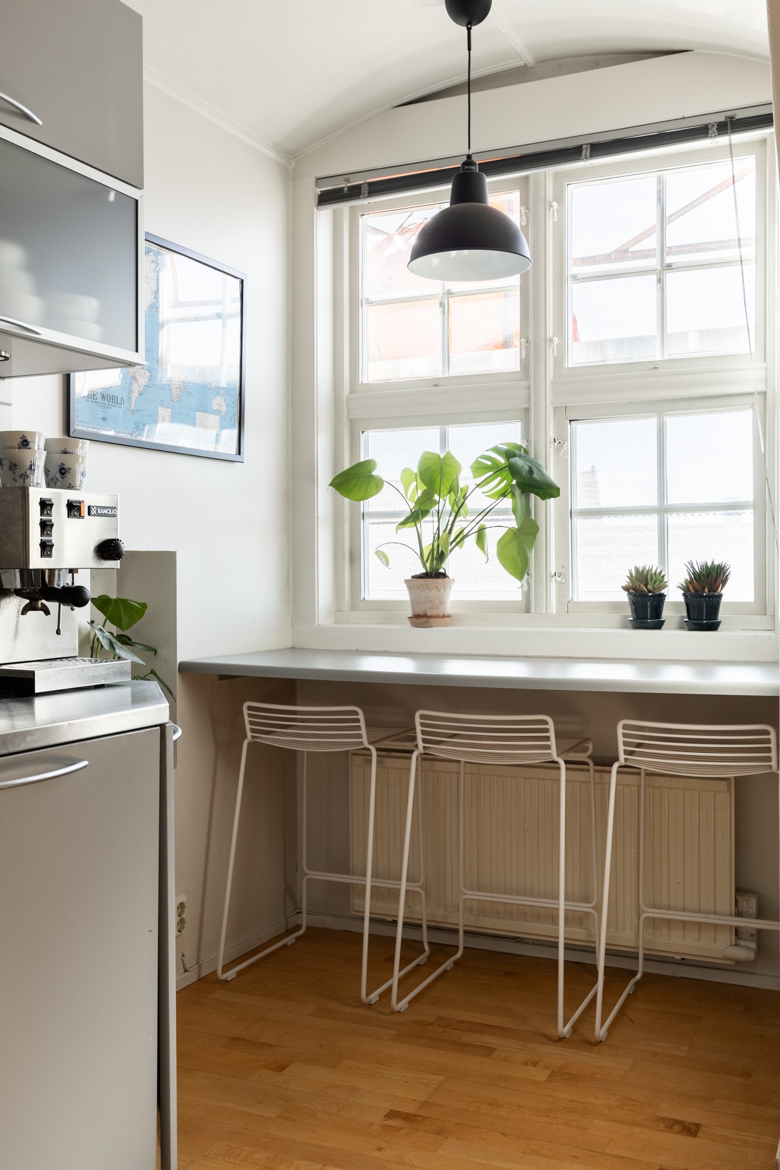 Legg merke til det buede taket. Galleribilde