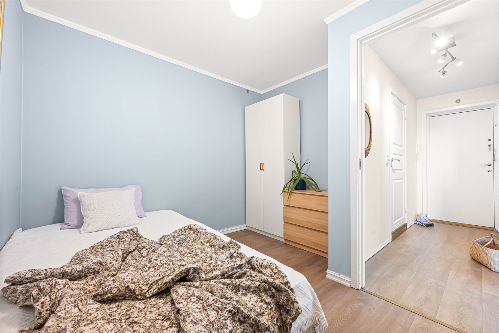 God plass til skapinnredning Galleribilde
