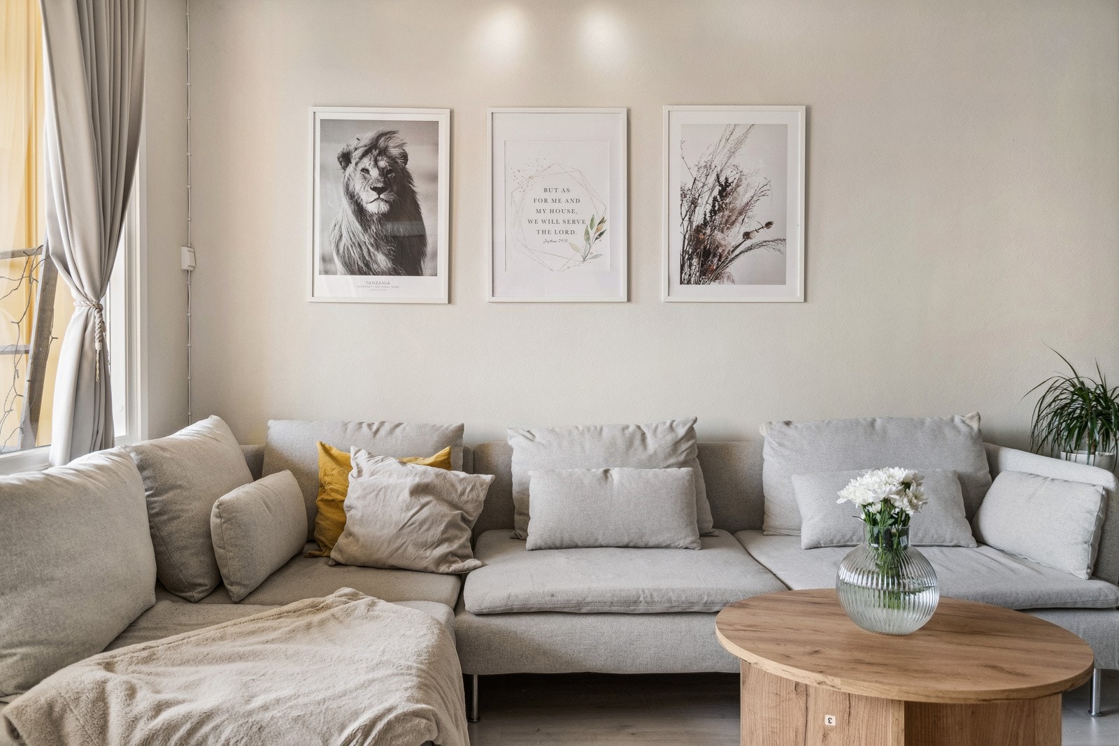 Stilren nyoppusset 3-roms leilighet i et attraktivt og barnevennlig område. Galleribilde