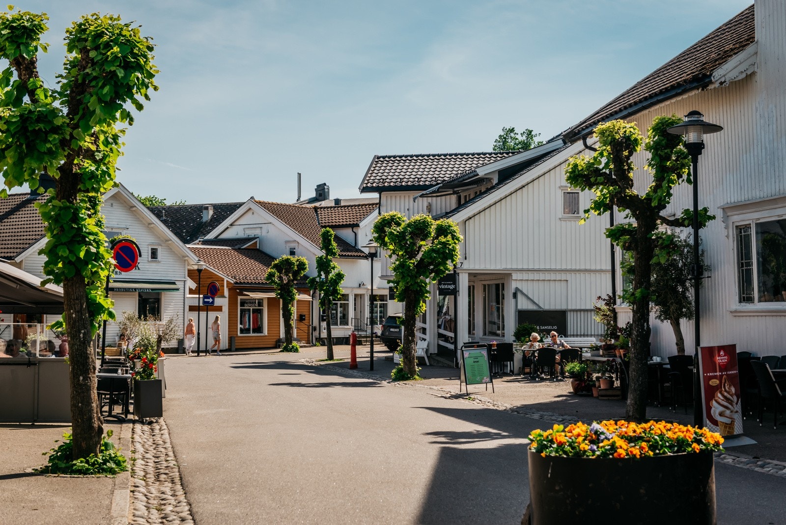 Koselige Stavern sentrum Galleribilde