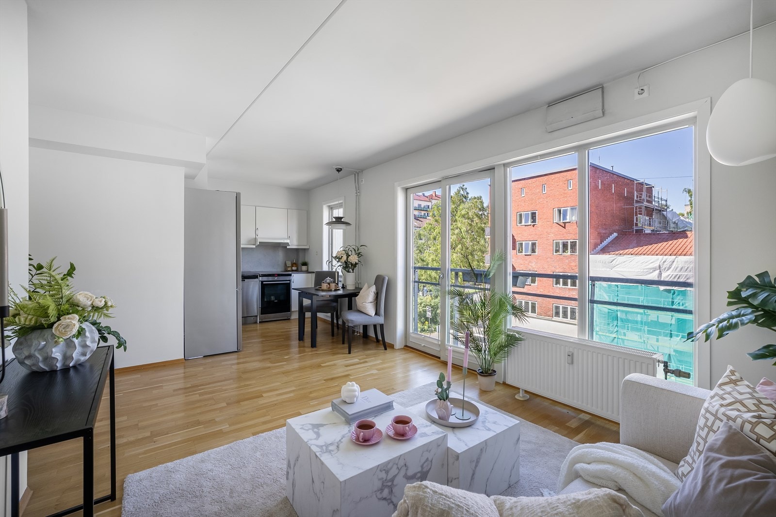 Lys og arealeffektiv leiligheten i nyere bygg fra 2007 på Alexander Kiellands plass! Galleribilde