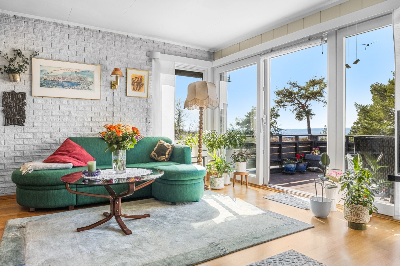 Vi tar turen videre ut på terrassen. Galleribilde