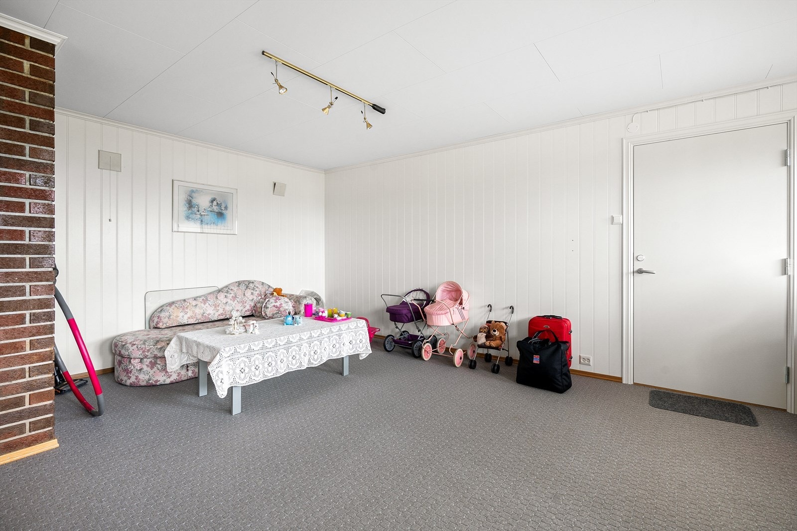 Her kan barna boltre seg med god plass. Galleribilde