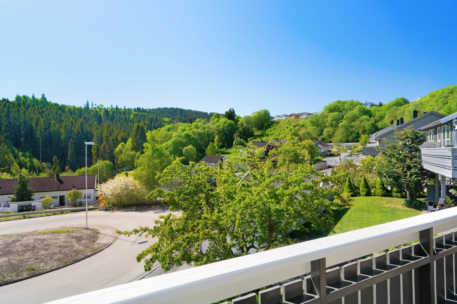 Utsikt fra balkong. Galleribilde