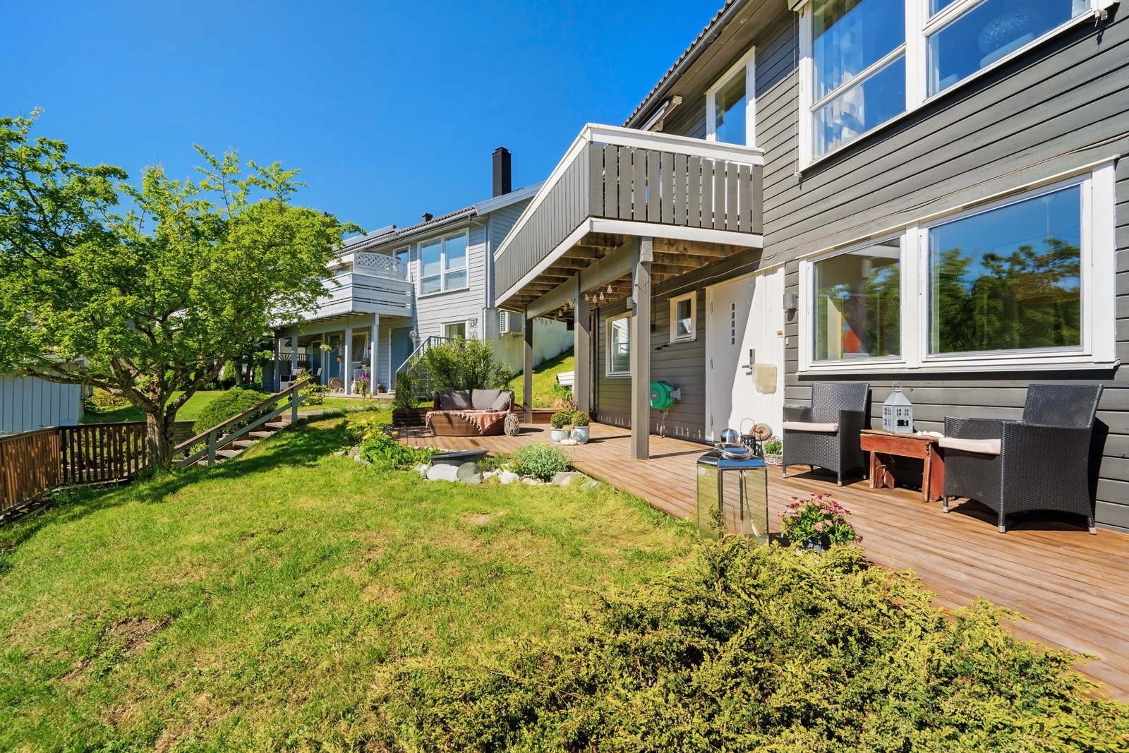 Uteområdet passer perfekt for uteaktiviteter og sosiale annledninger. Galleribilde