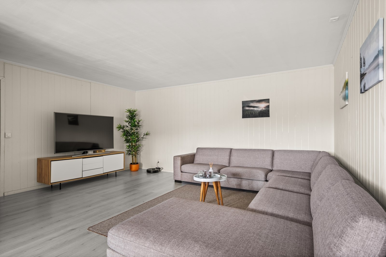 Velkommen til Høybråtenveien 23G - Presentert av Aktiv Eiendomsmegling v/ Fuat Demirbas! Galleribilde