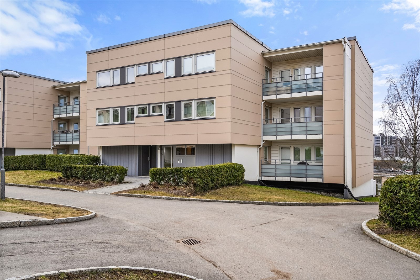 Boligen beliggende i byggets underetasje. Galleribilde