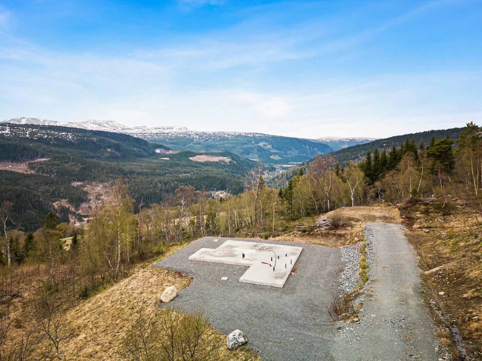 Det er i dag støpt såle på hyttetomten Galleribilde