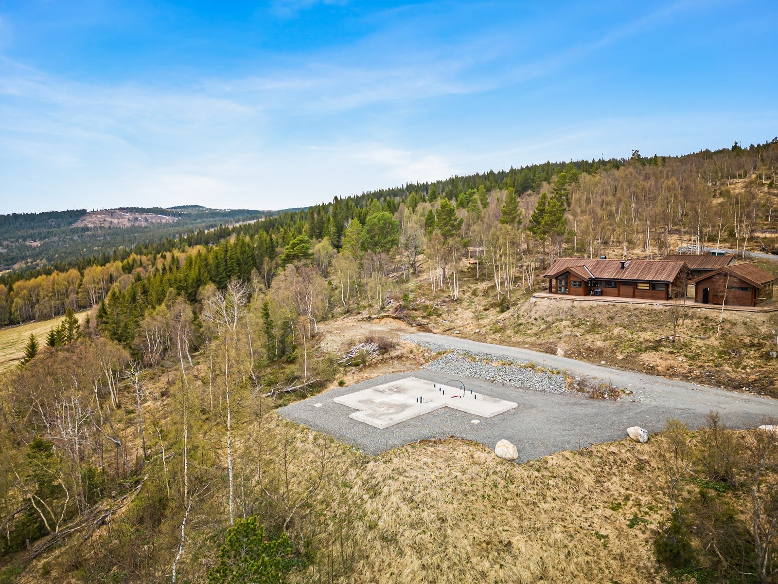 Det er kort kjøreavstand til ulike servicefunksjoner i Berkåk Galleribilde