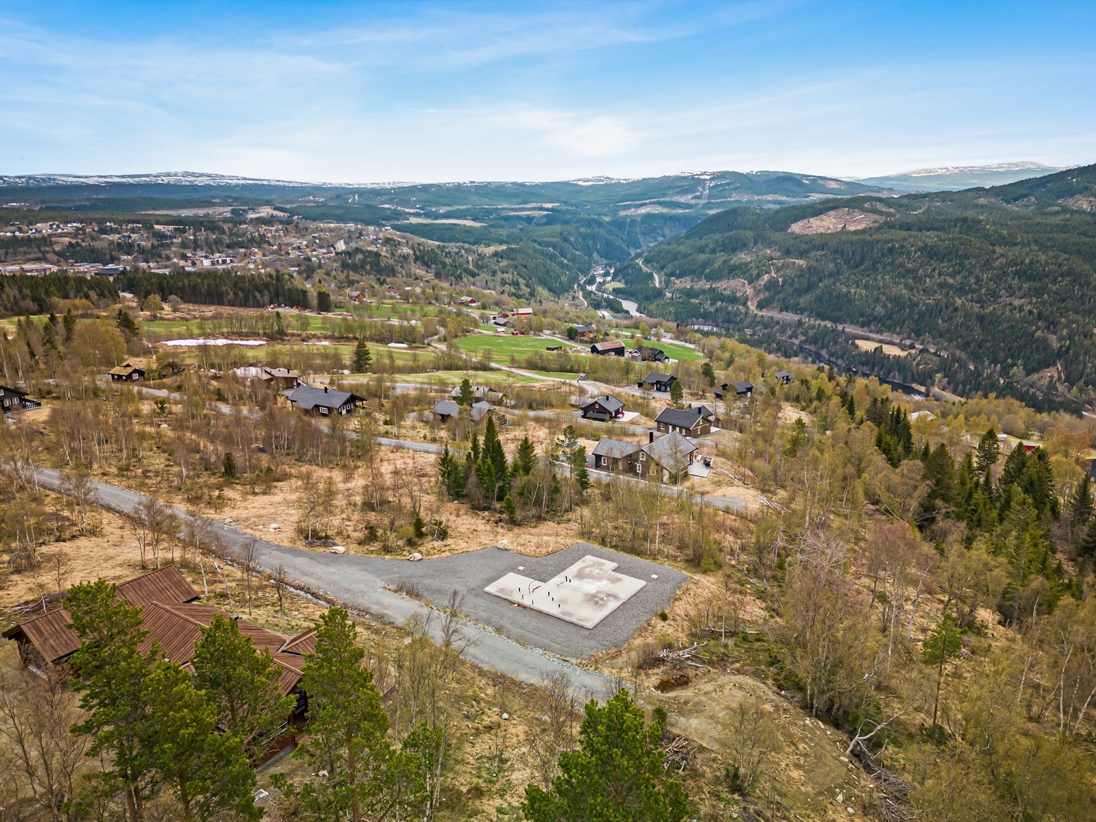 Eiendommen har en naturskjønn beliggenhet Galleribilde