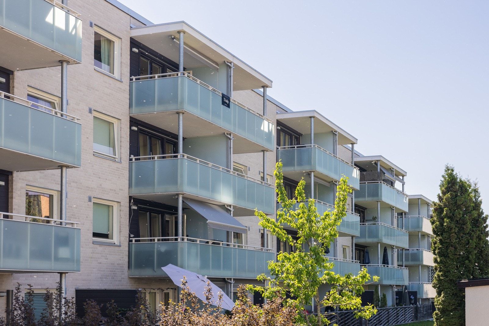 Det er mulighet for leie av garasje-/parkeringsplass etter venteliste. Galleribilde