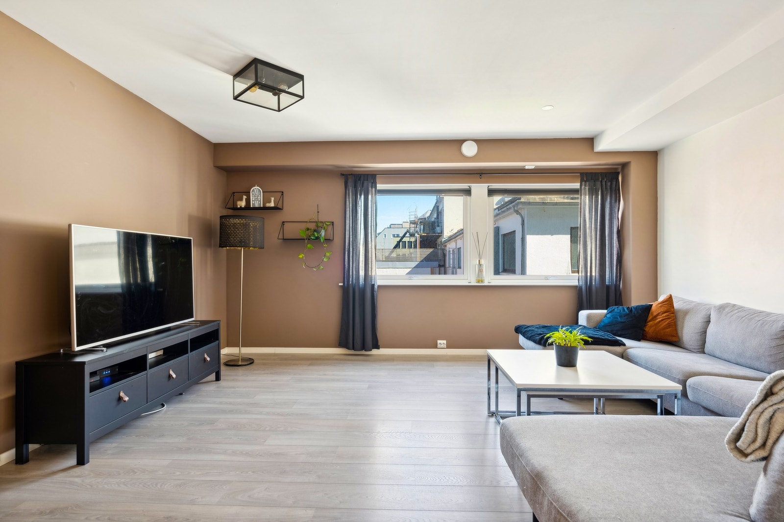 EiendomsMegler 1 ved Rikard Myrvang har gleden av å presentere denne leiligheten i Torolv Kveldulvsons gate 39! Galleribilde