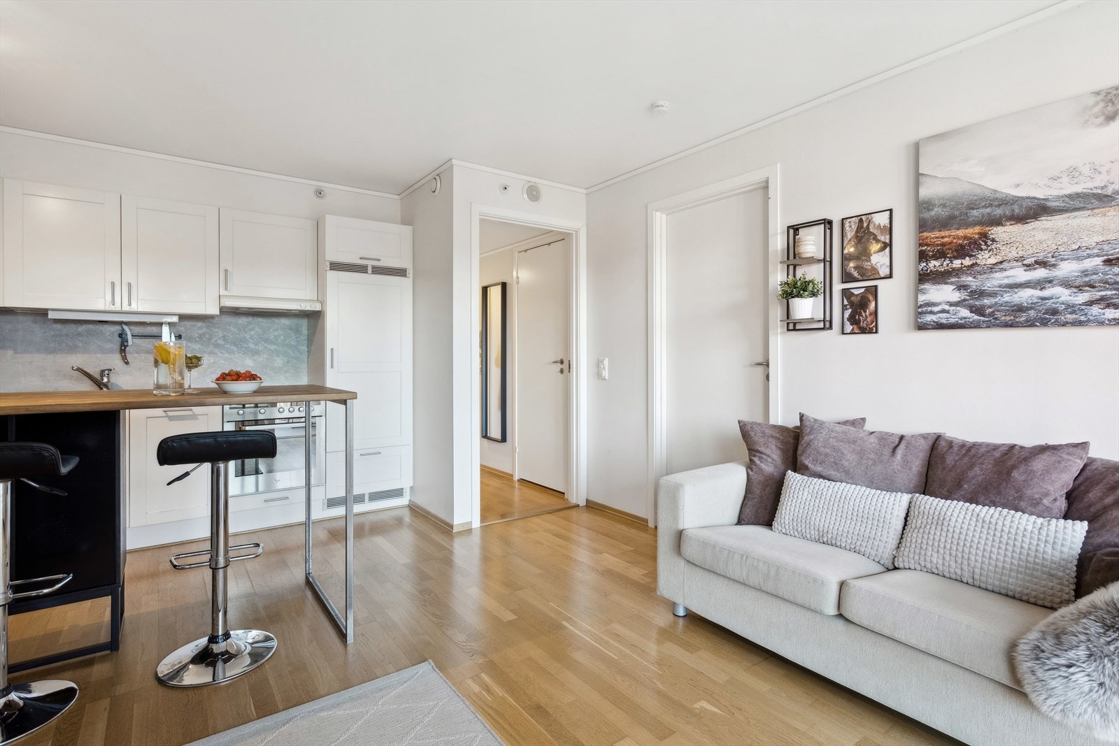 Leiligheten har gjennomgående standard fra byggår 2009. Galleribilde