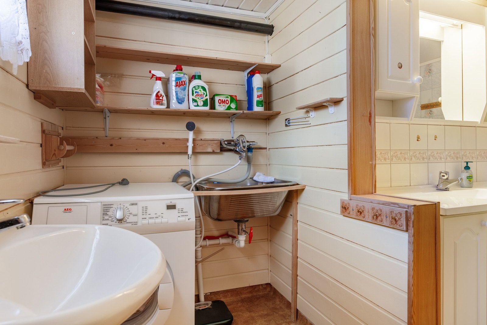 Vaskerom Galleribilde