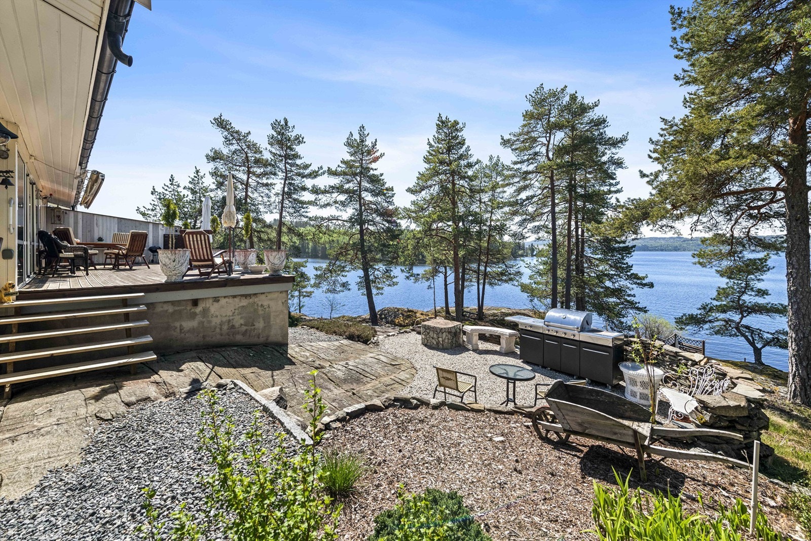 Stor eiendom på ca. 2,7 mål Galleribilde