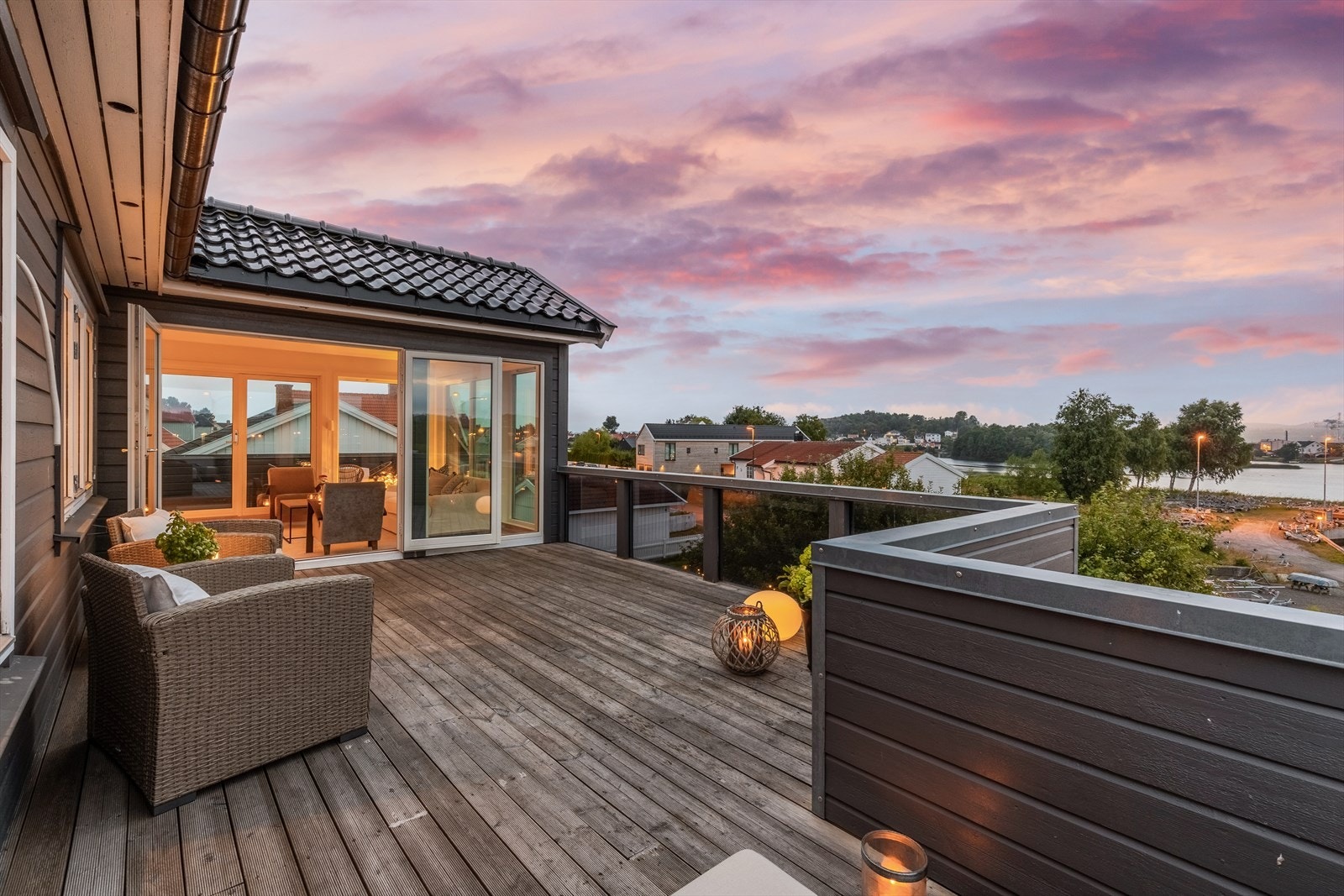 Det er flott utsikt utover Lågen Galleribilde