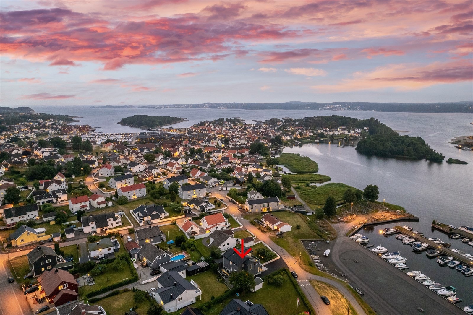 Det er mange badeplasser i nærområde Galleribilde