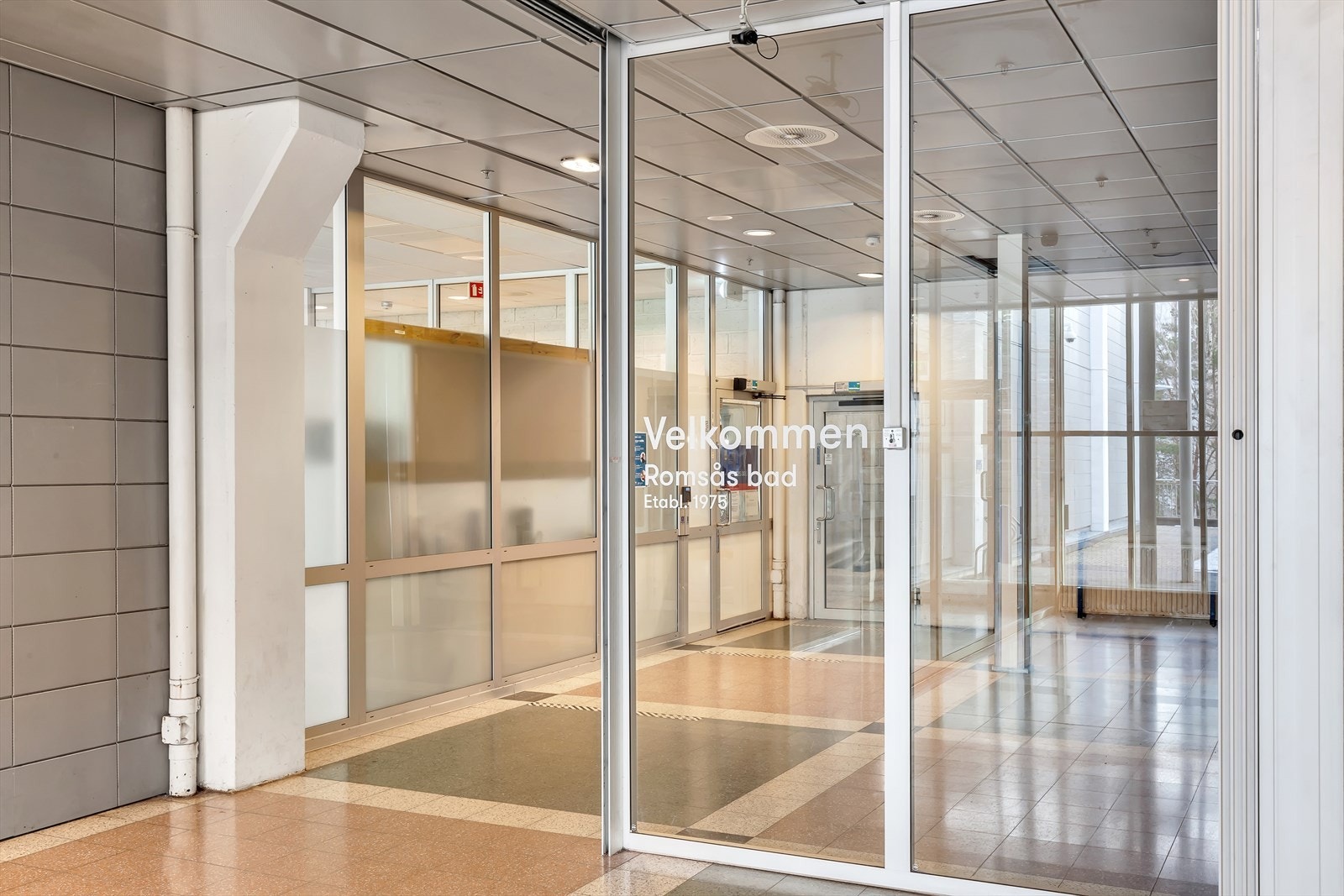 Romsås bad. Galleribilde