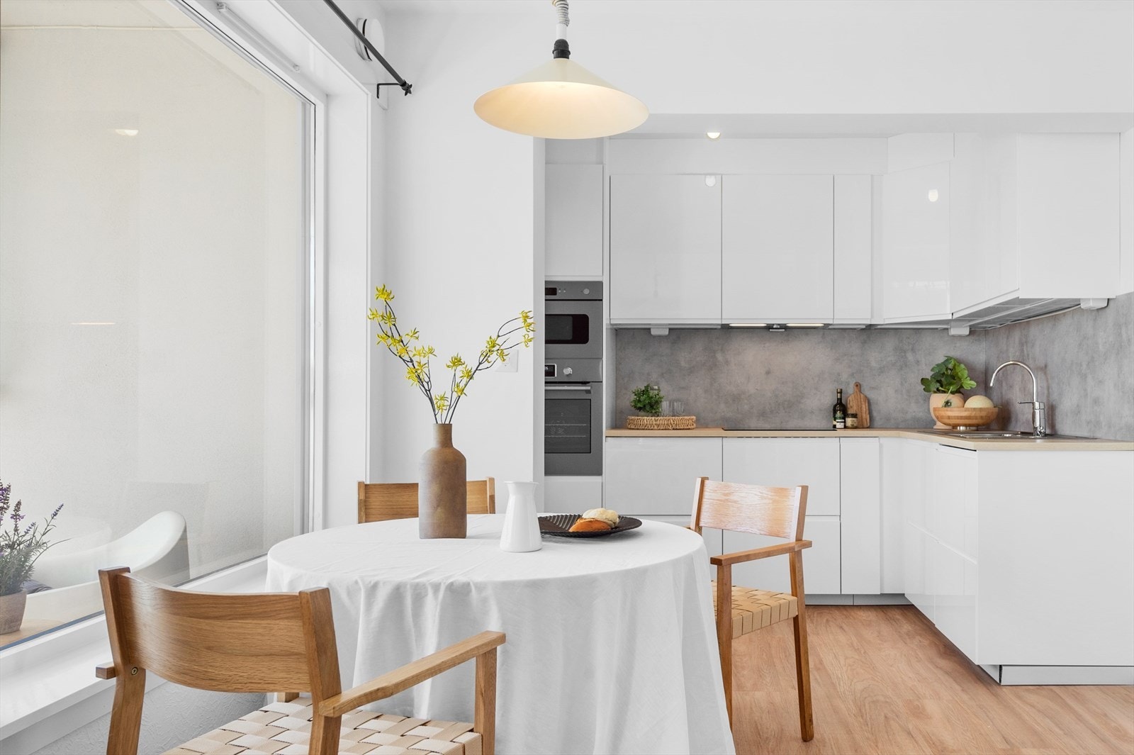 Kjøkkenet ble skiftet i 2022. Galleribilde