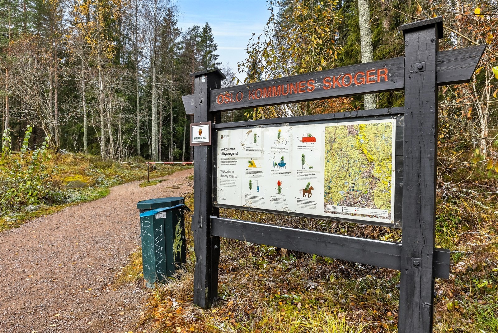 Like over veien ligger Lillomarka med et stort nettverk av turvei og stier, sykkelruter, fiskevann og badeplasser. Galleribilde