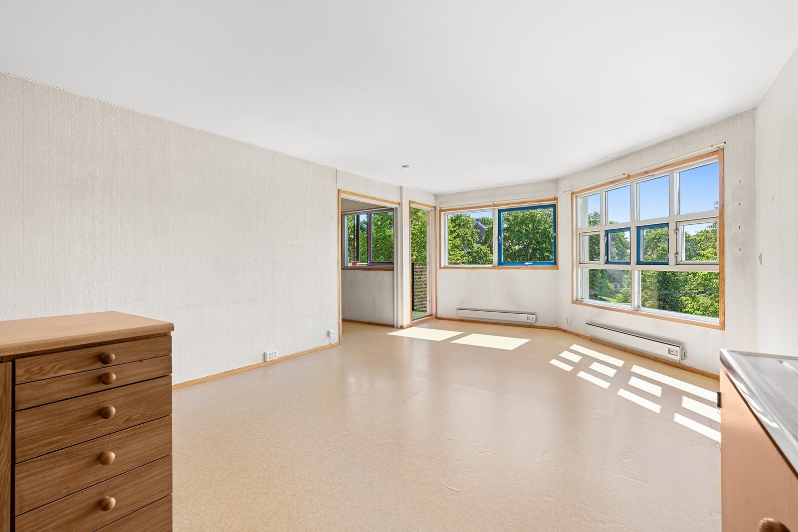 Vi ønsker deg velkommen til Gøteborggata 1! Boligen presenteres av eiendomsmegler Lindy Helgesen v/ Aktiv eiendom. Galleribilde