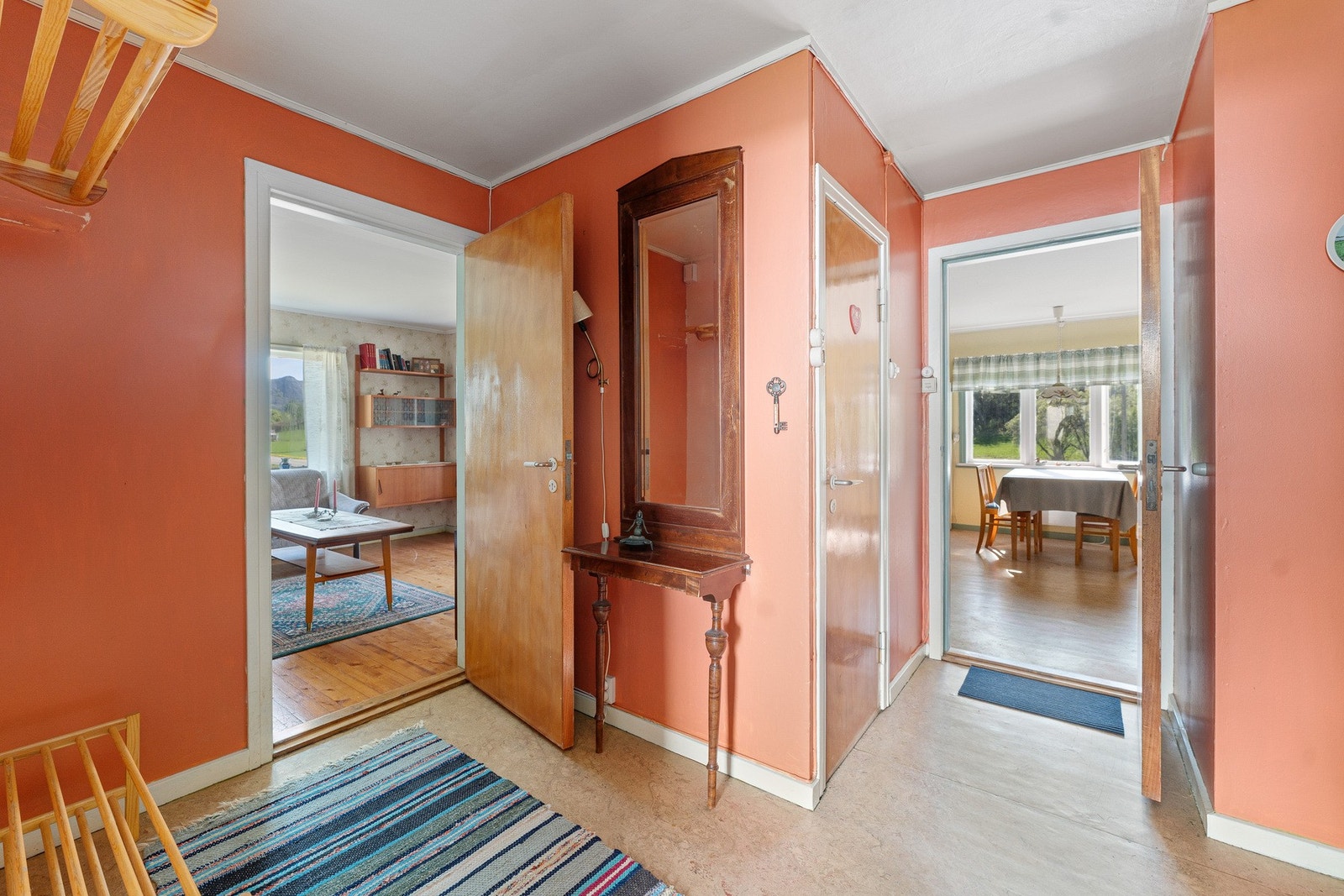 Gang/trapperom Galleribilde