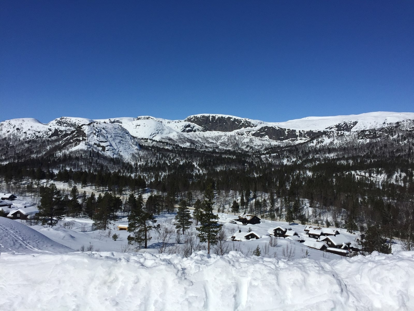 Tomtene rundt begynner å bli ferdig bebygget Galleribilde