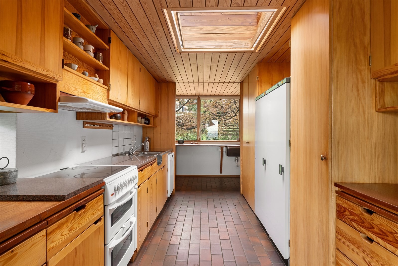 Legg merke til overlyset. Galleribilde