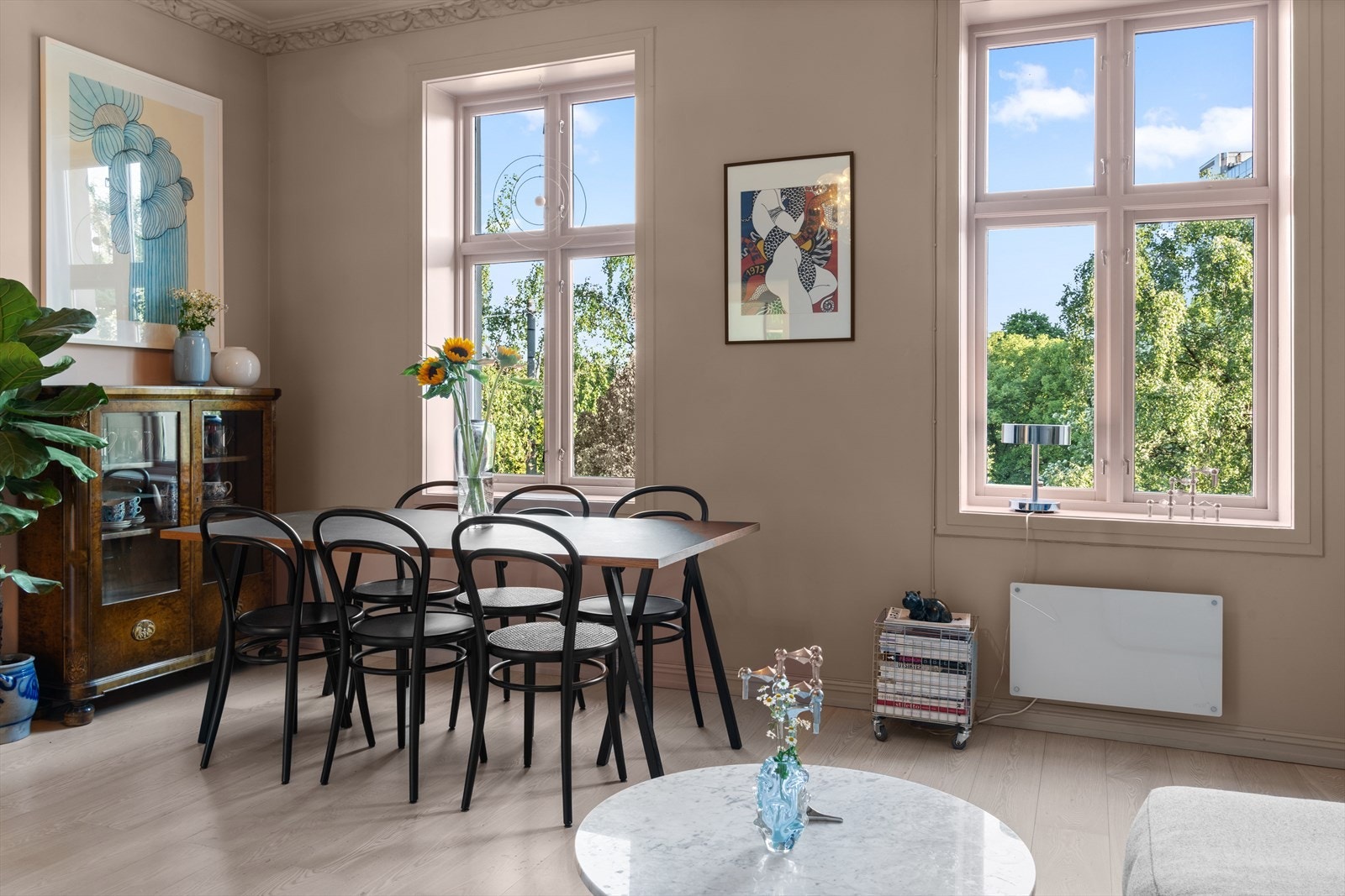 Flott utsyn helt uten innsyn/gjenboere. Galleribilde