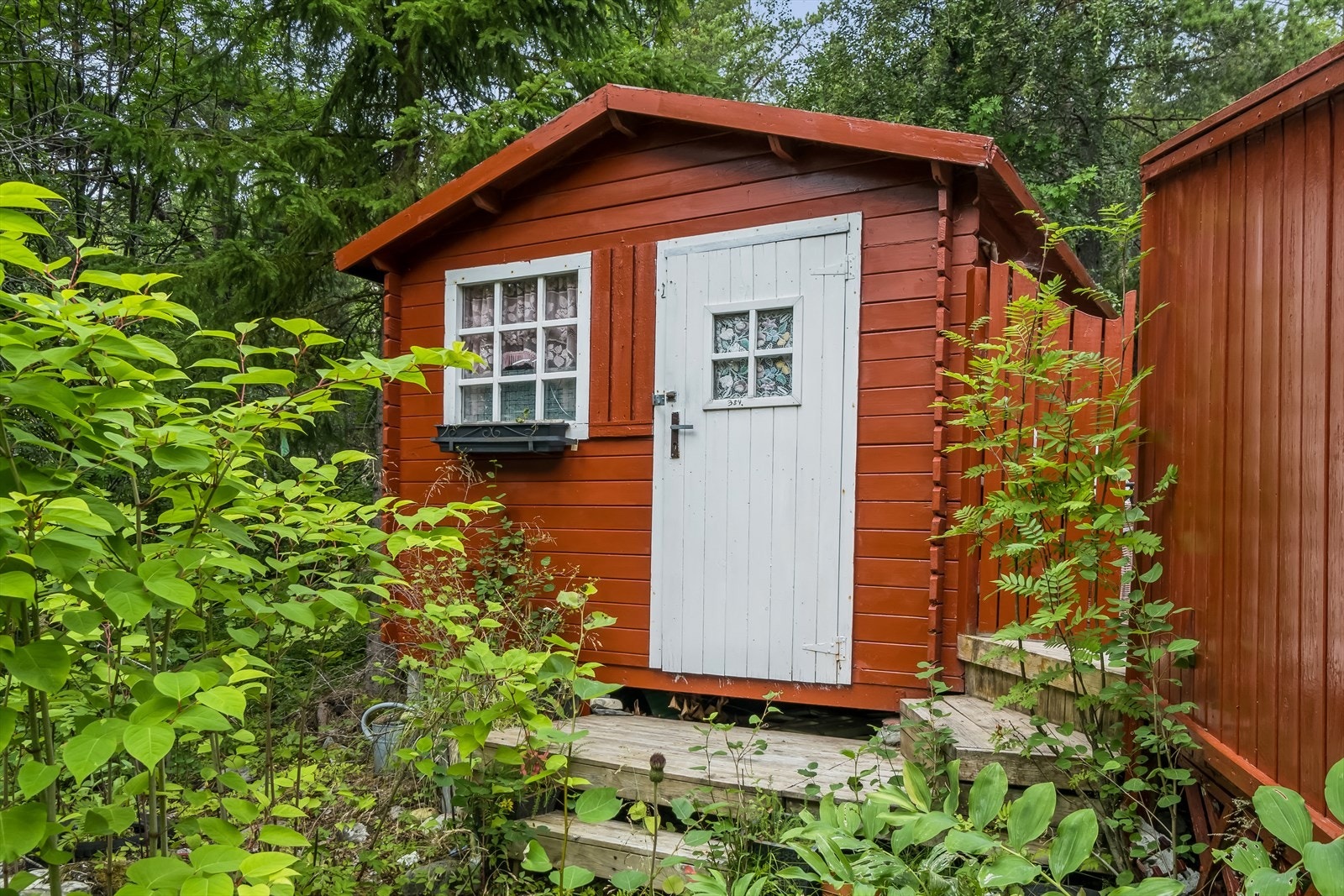 Like ved finner du også anneks Galleribilde