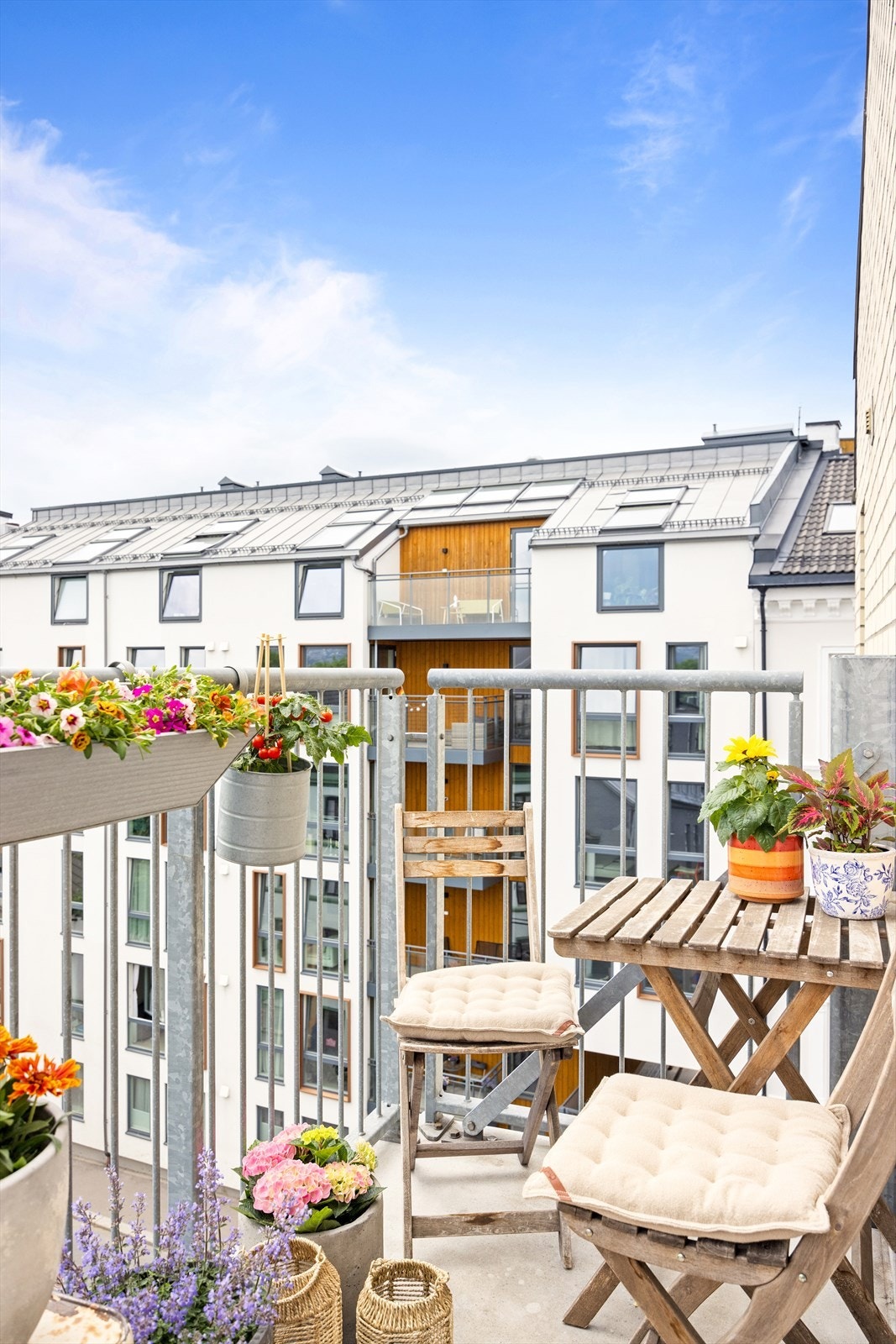 Balkongen ble oppført i 2016 i regi av borettslaget. Galleribilde