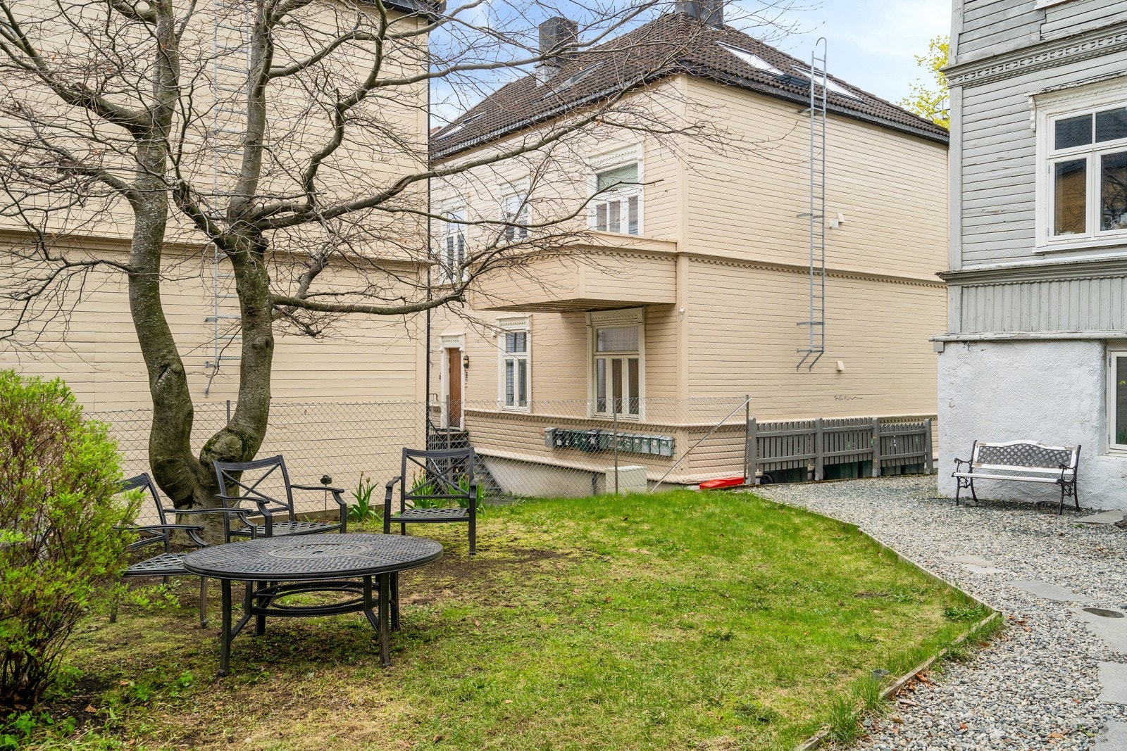 Beliggenheten er strålende, med kort avstand til alt man trenger i hverdagen. Galleribilde