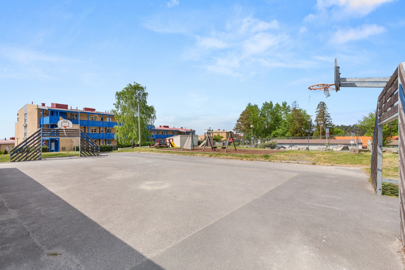 Områdebilde ball- og lekeplass Galleribilde