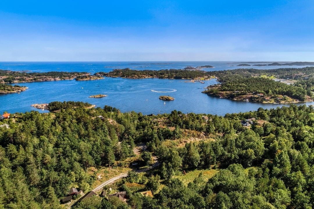 Utsikt over vakre Trosbyfjorden Galleribilde