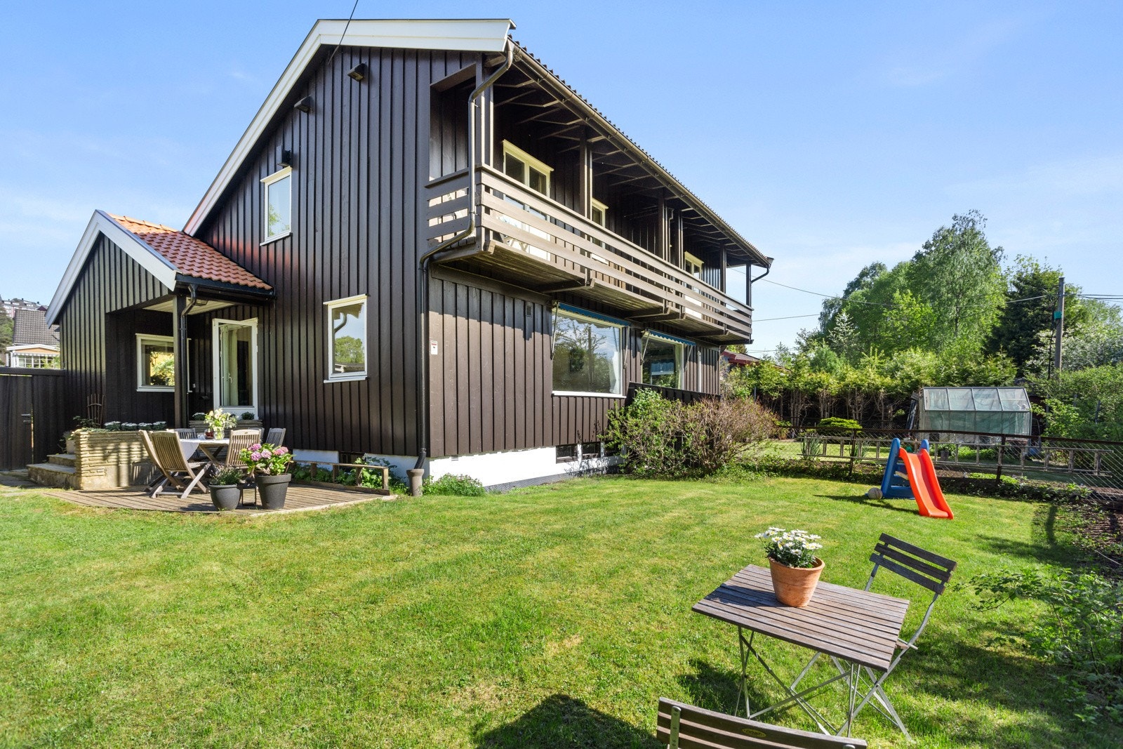 PrivatMegleren Infinita ved Anders Holland-Hverven har gleden av å presentere Trasoppveien 11! Galleribilde